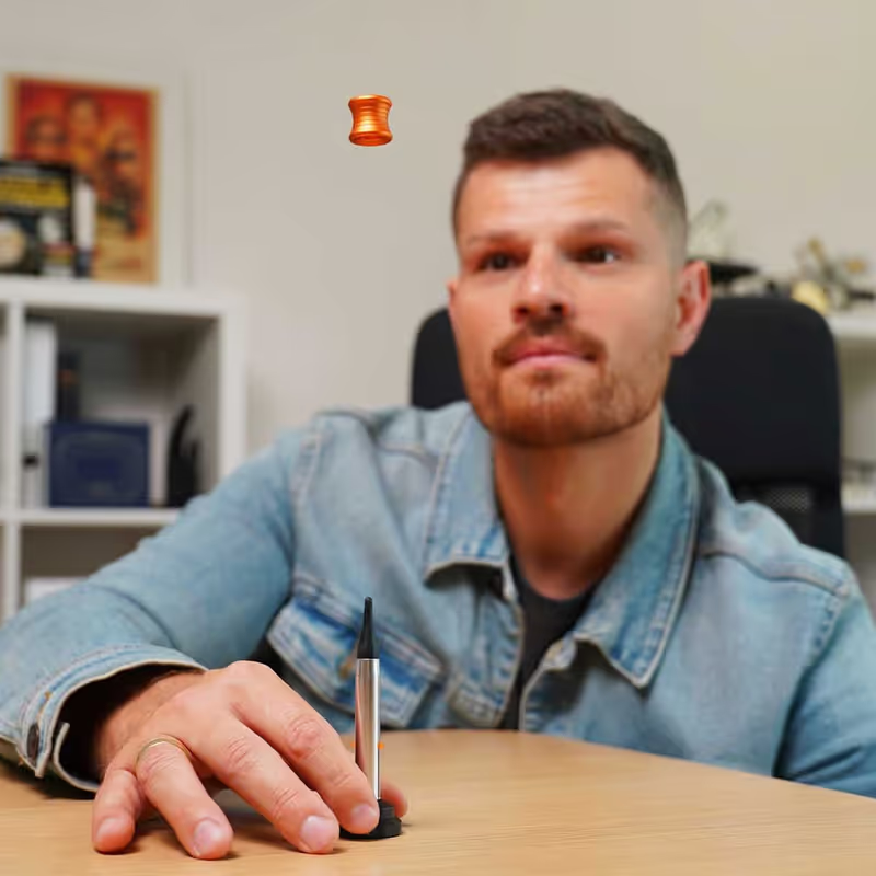 💥Kinetic Desk toy That Performs Impossible Landing